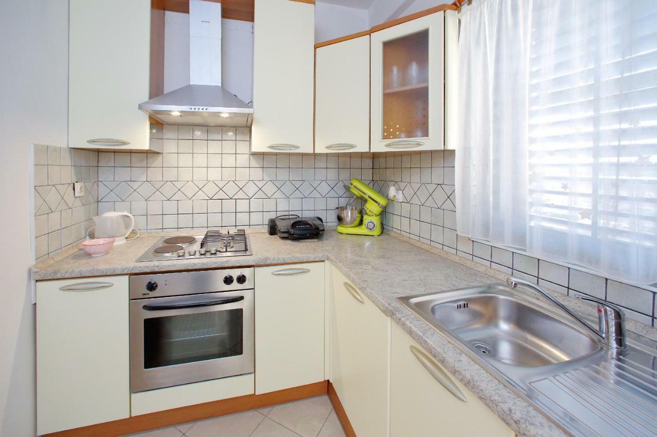 Apartments Ana Bibinje Bagian luar foto
